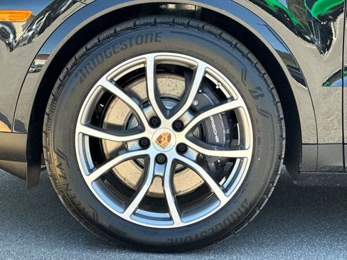 New 2026 Porsche Cayenne E-Hybrid AWD/4WD image 46