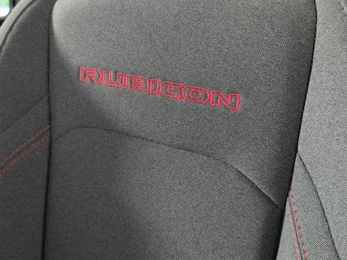 Certified 2024 Jeep Wrangler Unlimited Rubicon image 20