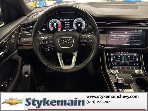 Used 2021 Audi Q8 Premium Plus w/ Premium Plus Package image 5