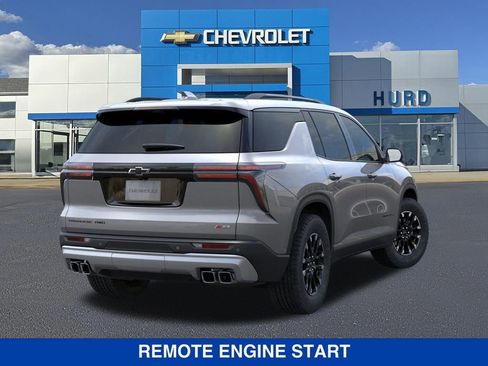 New 2025 Chevrolet Traverse Z71 w/ Enhanced Driving Package image 5