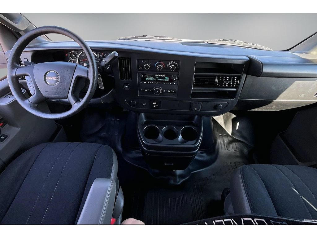 Used 2025 GMC Savana 2500 w/ Driver Convenience Package RWD image 8