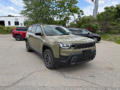 New 2026 Jeep Cherokee Laredo AWD/4WD image 7