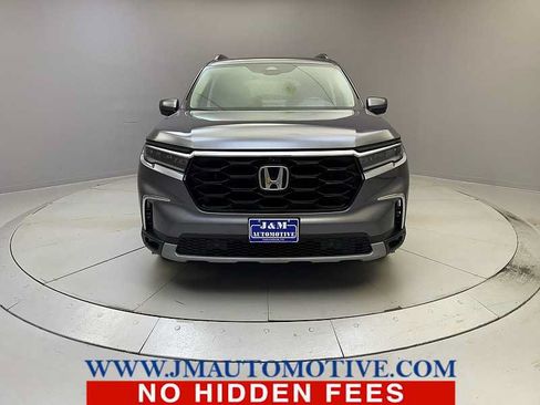 Used 2024 Honda Pilot Elite image 8