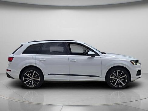 Used 2023 Audi Q7 3.0T Premium Plus w/ Premium Plus Package AWD/4WD image 7