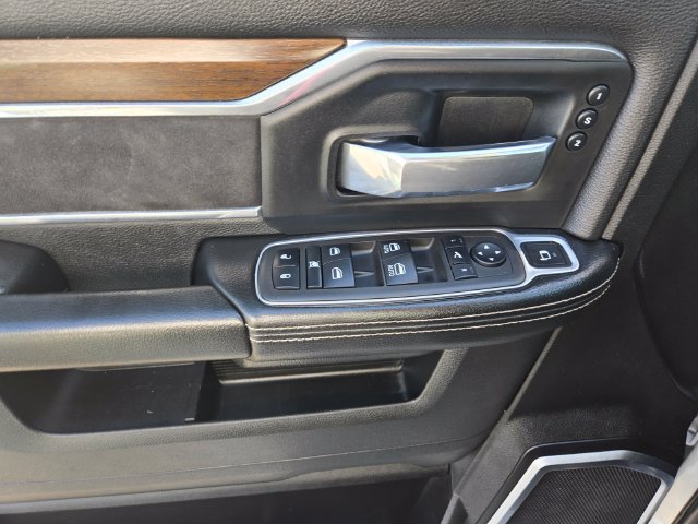 Used 2022 RAM 2500 Laramie AWD/4WD image 17