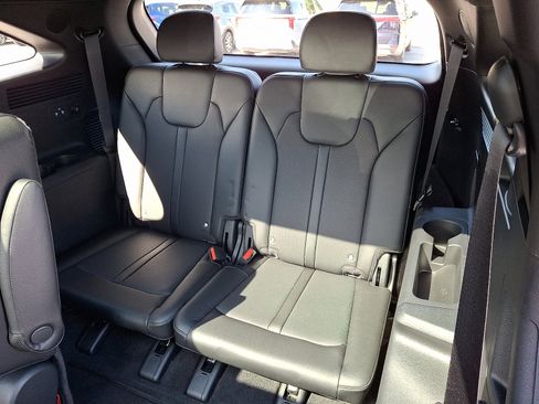 Used 2025 Kia Sorento SX Prestige AWD/4WD image 10