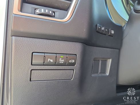 Used 2017 Lexus NX 200t FWD image 11