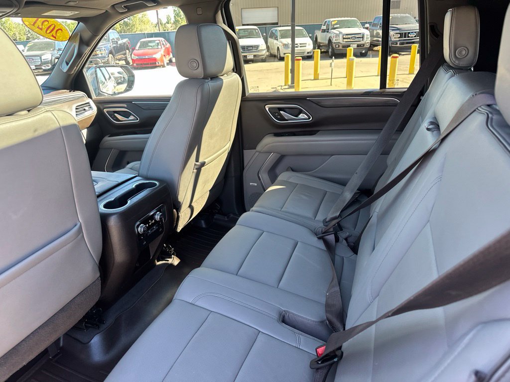 Certified 2021 GMC Yukon XL SLT w/ SLT Premium Package AWD/4WD image 19