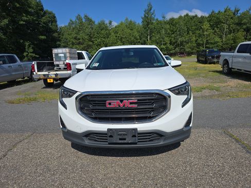 Used 2018 GMC Terrain SLE AWD/4WD image 8