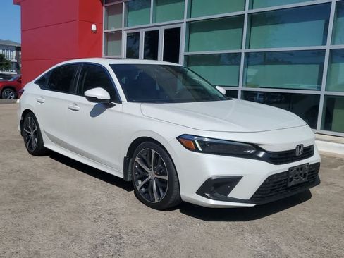 Used 2024 Honda Civic Touring image 9