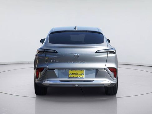 Used 2025 Buick Envista Avenir FWD image 7