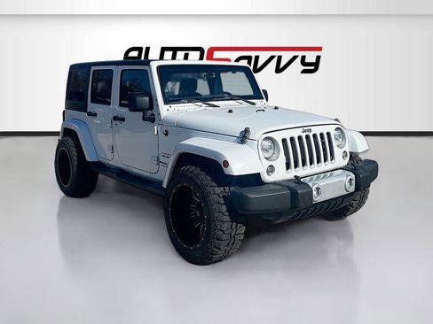 Used 2018 Jeep Wrangler Unlimited Sahara AWD/4WD image 1