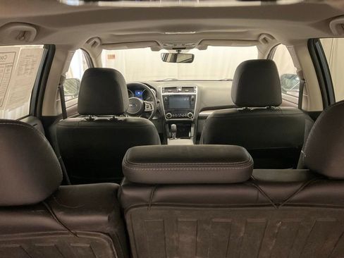 Used 2018 Subaru Outback 2.5i Limited AWD/4WD image 25