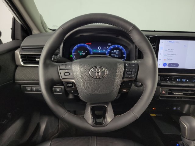 Used 2025 Toyota Camry XLE w/ Premium Plus Package FWD image 22