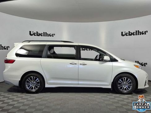 Used 2018 Toyota Sienna XLE Premium FWD image 8