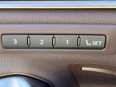 Used 2021 Lexus ES 350 Ultra Luxury w/ Accessory Package 2 FWD image 30