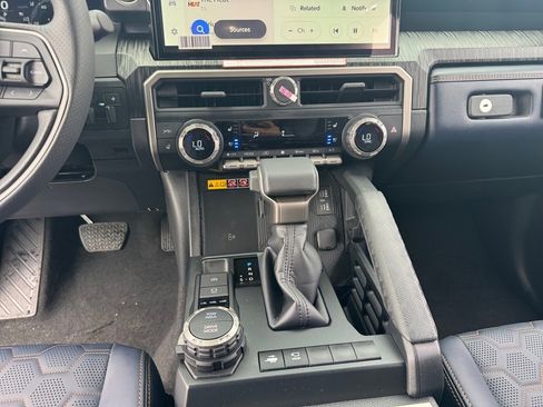 New 2026 Toyota 4Runner 4WD image 11