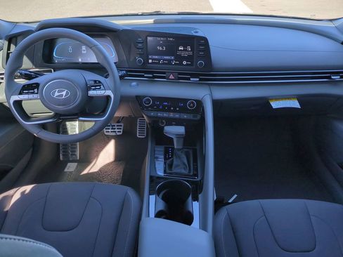 New 2026 Hyundai Elantra SEL Sport image 16