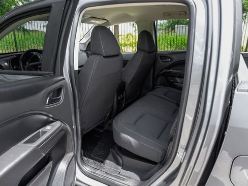 Used 2020 Chevrolet Colorado LT w/ Colorado RST Special Edition RWD image 39