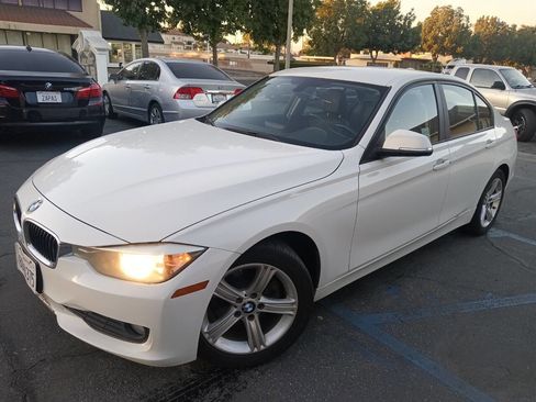 Used 2014 BMW 320i Sedan image 1