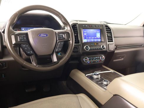 Used 2020 Ford Expedition Max Limited w/ Equipment Group 302A AWD/4WD image 2