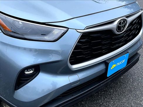 Used 2023 Toyota Highlander XLE image 33