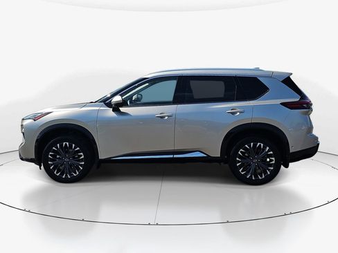 Used 2024 Nissan Rogue Platinum w/ Platinum Premium Package FWD image 10