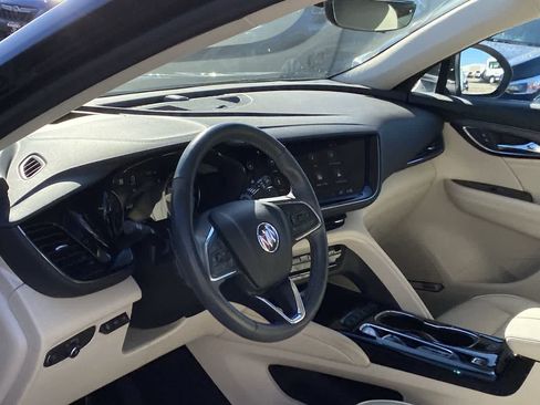 Used 2022 Buick Envision Avenir w/ Technology Package II image 2