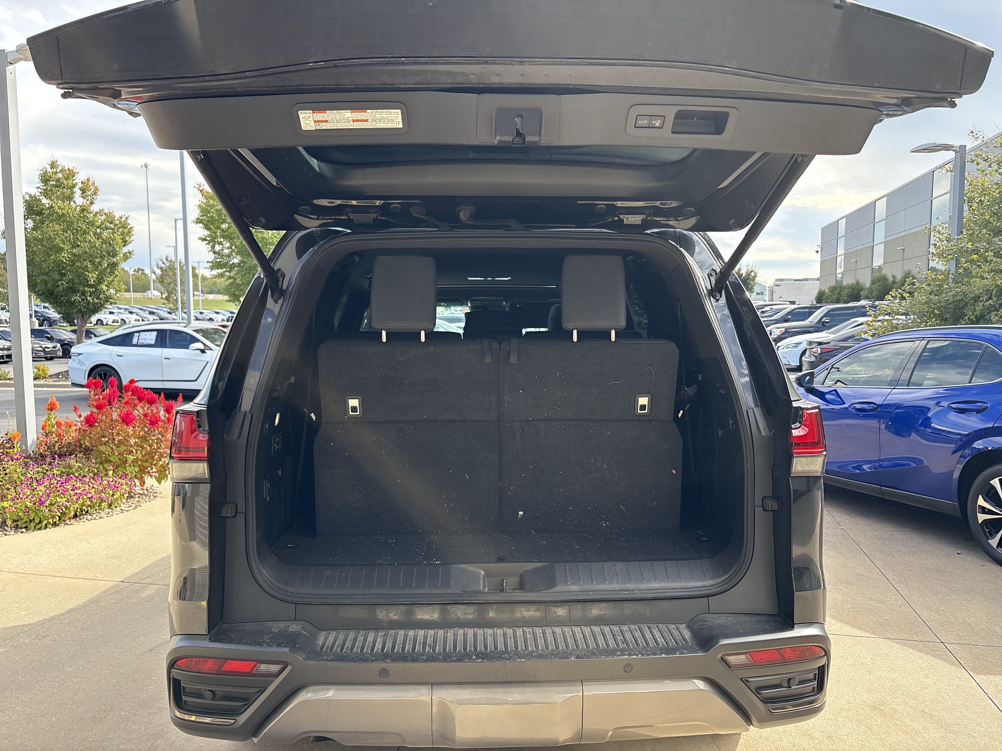 Used 2024 Lexus LX 600 4WD w/ Appearance Package image 32