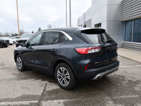 Used 2022 Ford Escape SEL image 4