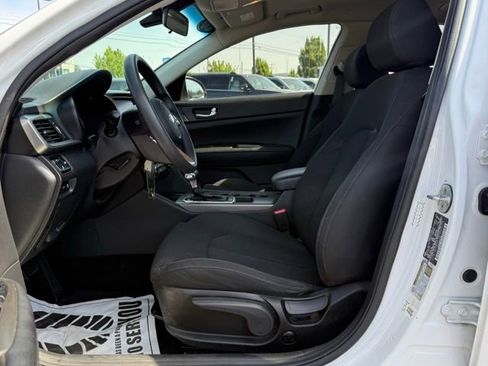 Used 2020 Kia Optima LX FWD image 2