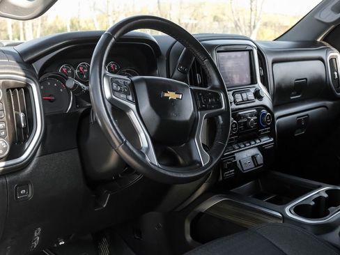 Used 2022 Chevrolet Silverado 3500 LT w/ Convenience Package image 3