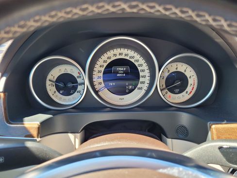Used 2016 Mercedes-Benz E 350 Sedan image 33