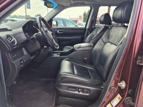 Used 2012 Honda Pilot Touring image 17