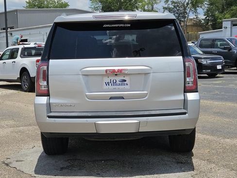 Used 2017 GMC Yukon SLT w/ HD Trailering Package RWD image 5