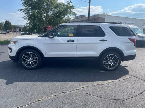 Used 2018 Ford Explorer Sport w/ Equipment Group 401A AWD/4WD image 8