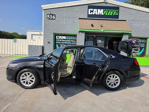 Used 2013 Ford Taurus SE FWD image 33