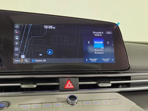 New 2025 Hyundai Elantra Limited w/ Cargo Package image 15