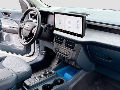 New 2026 Ford Maverick XLT w/ 4K Tow Package image 5