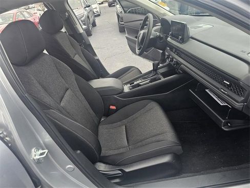 Used 2024 Honda Accord EX image 12
