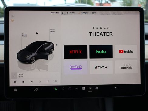 Used 2023 Tesla Model 3 Standard Range RWD image 54