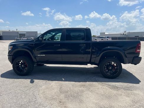 Used 2024 RAM 1500 Laramie AWD/4WD image 6