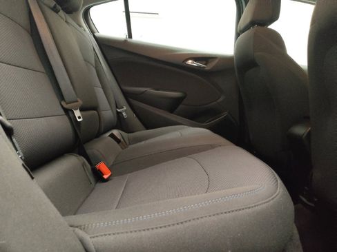 Used 2019 Chevrolet Cruze LT FWD image 19