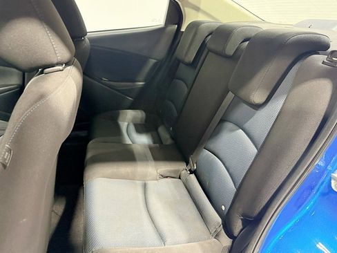 Used 2020 Toyota Yaris LE image 25