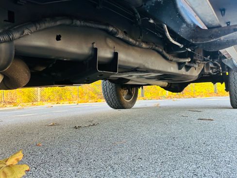 Used 2014 Ford F150 Lariat w/ Equipment Group 502A Luxury image 13