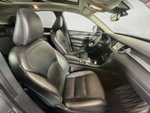 Used 2019 INFINITI QX50 Essential w/ Premium Heat Package AWD/4WD image 30