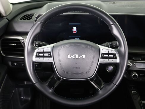 Used 2025 Kia Telluride S AWD/4WD image 43