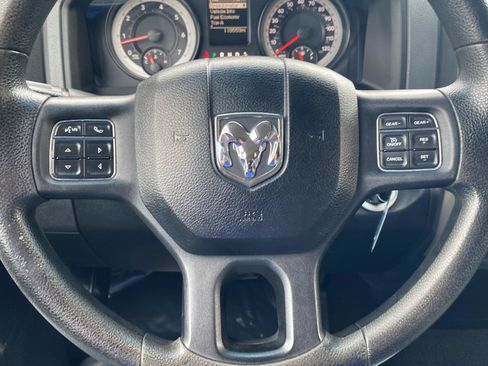 Used 2014 RAM 1500 Classic SLT AWD/4WD image 18