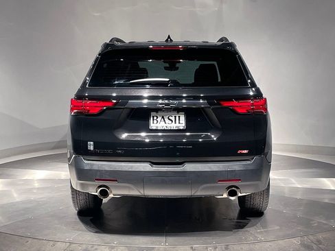 Used 2023 Chevrolet Traverse RS image 12