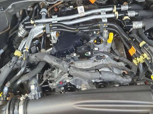 Certified 2025 Ford Explorer Active RWD image 24